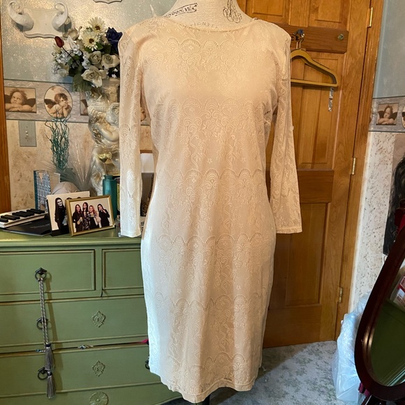 white lace dress au Honey Couture MICHELLE White Lace & Crochet Bodycon Dress White / M USA